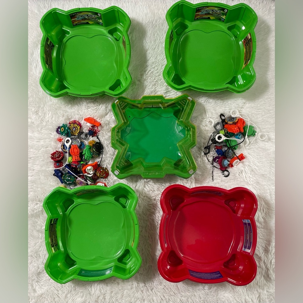 HUGE 87 Pc. BEYBLADE Lot 5 Arenas Green Burst Evolution Star Storm Battle